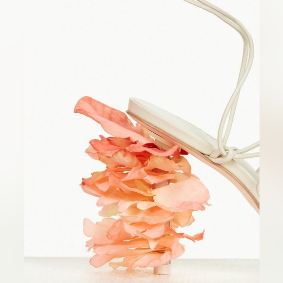 SOLD Cult Gaia White Petal EFFIE SANDAL - Picture 11 of 11